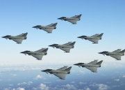 雷火电竞亚洲先驱-萨卡关键战不手软，佛罗伦萨封锁莱比锡红牛—当英雄主义遇见战术纪律