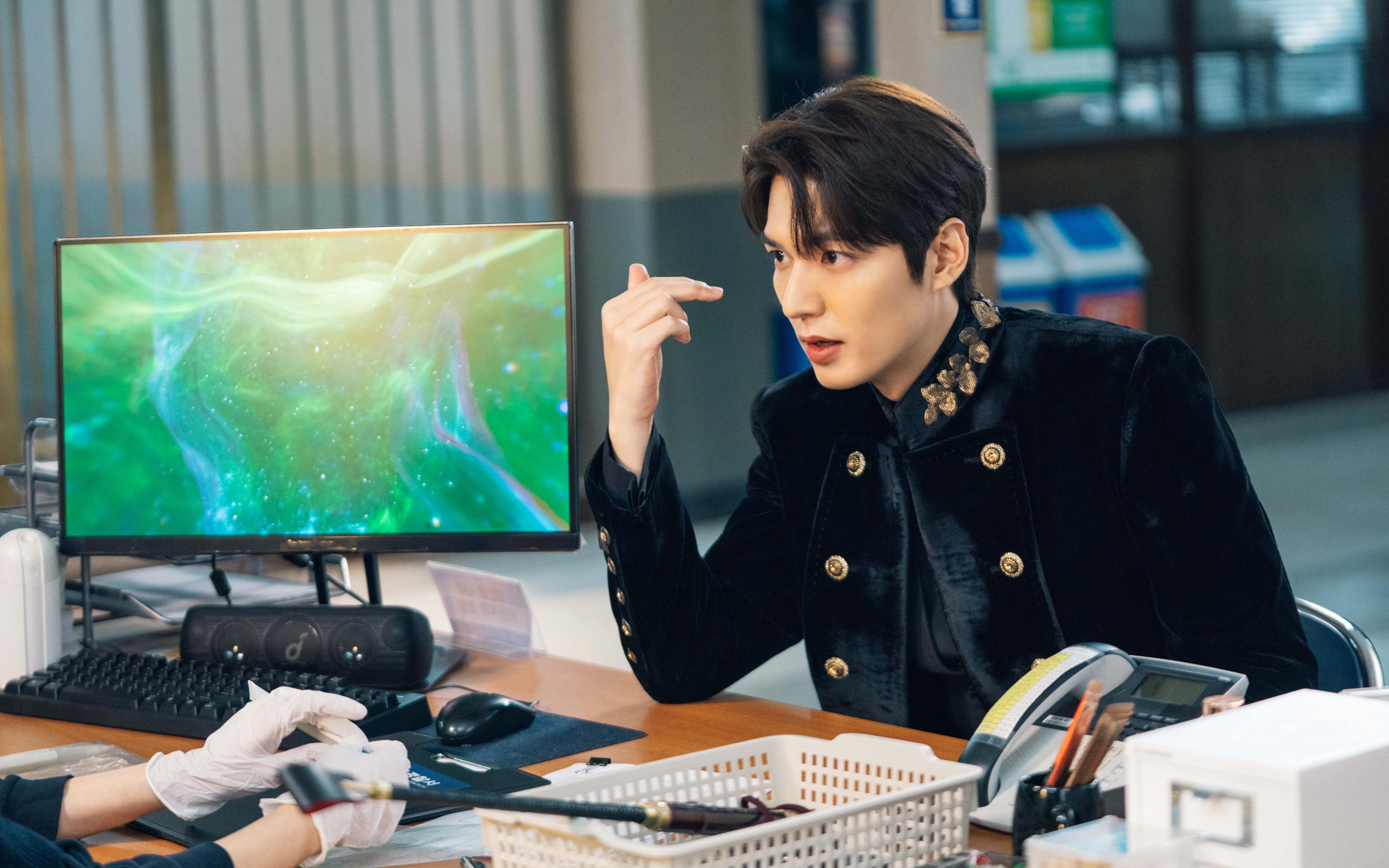 欧文进攻端无人可挡，勇士对阵奇才的精彩对决